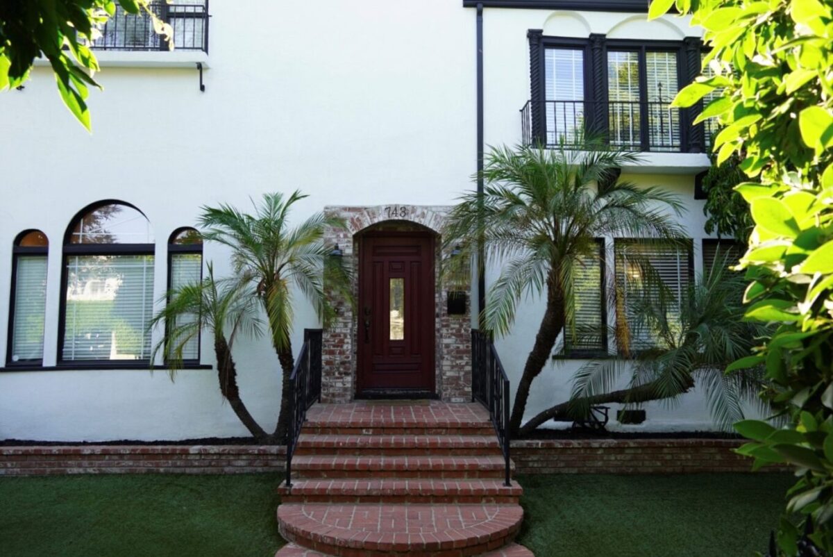 new life house in los angeles la